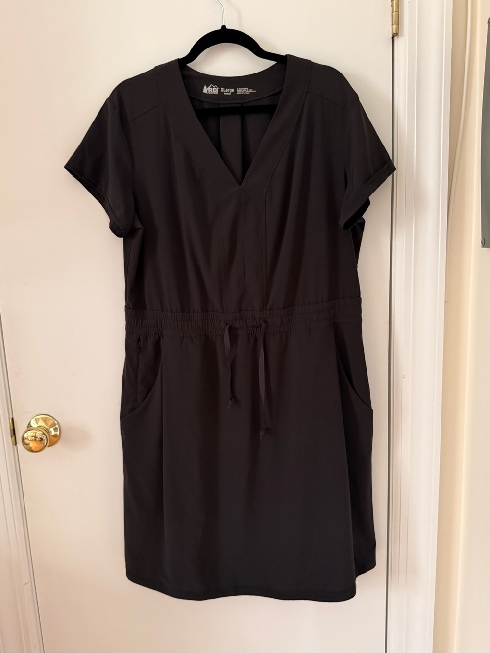 REI Black V-Neck Drawstring Sport Dress